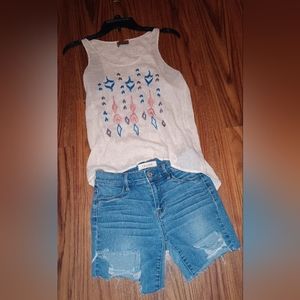 Blue jean shorts tanktop